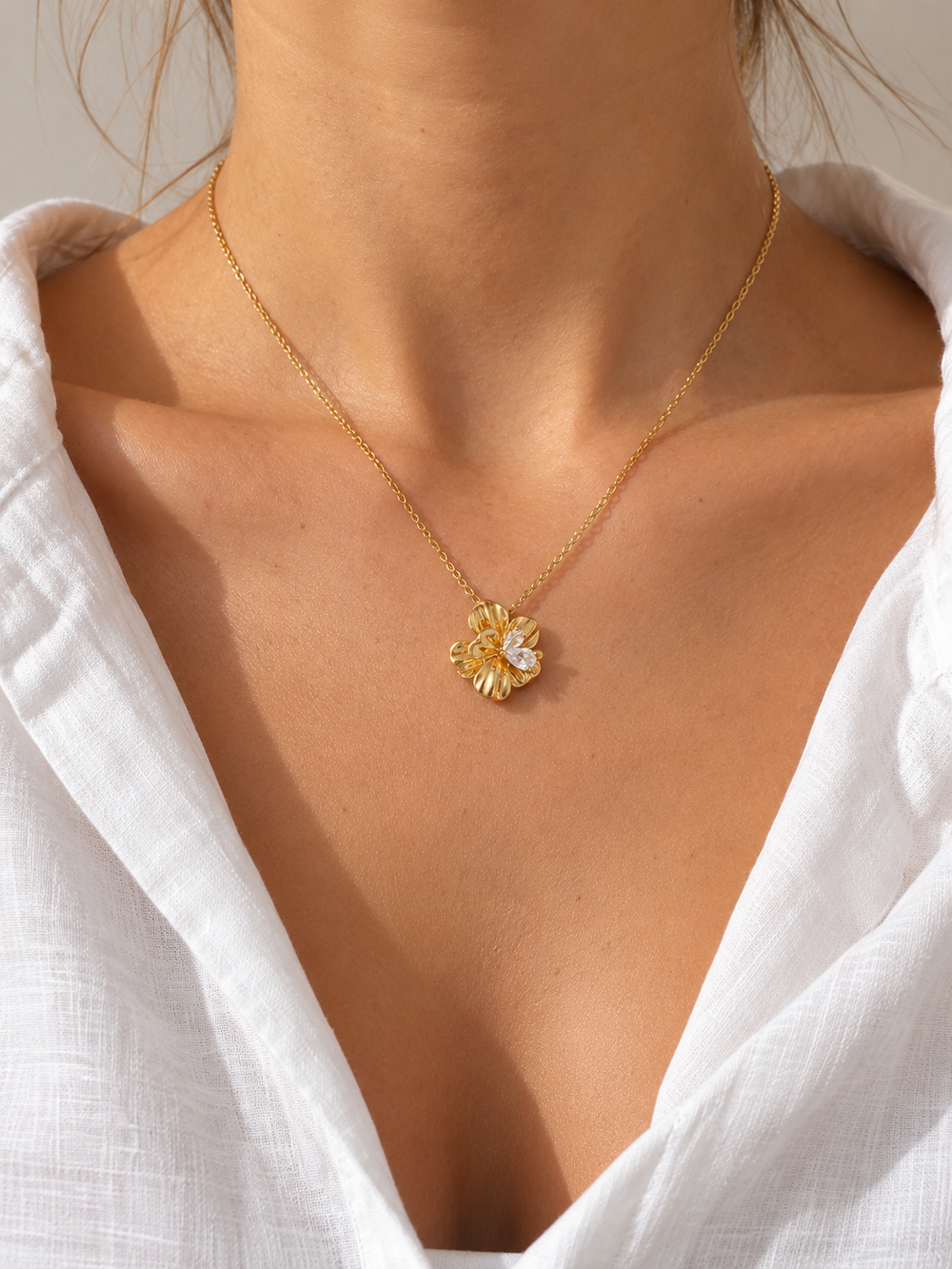Viola Necklace